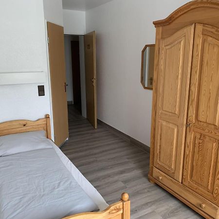 City Hotel Динслакен Екстериор снимка