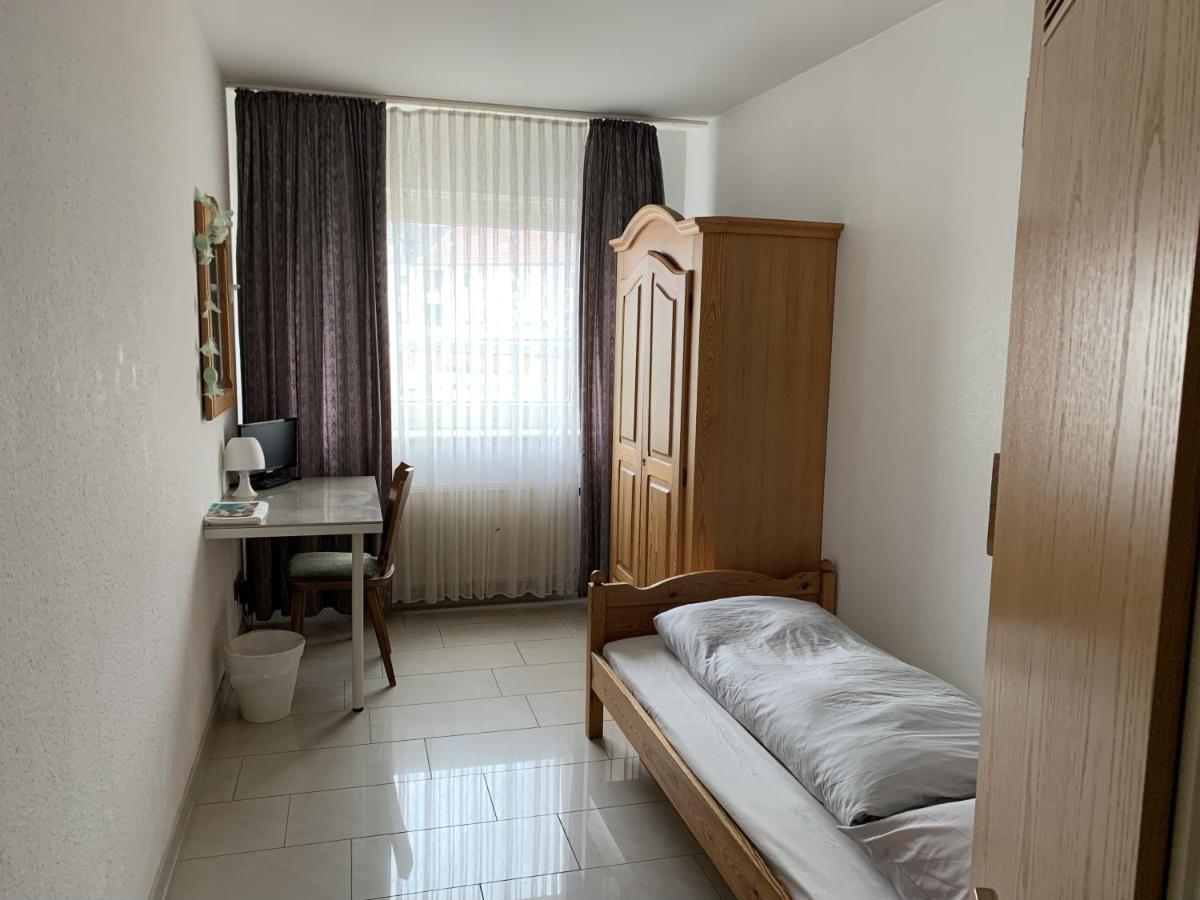City Hotel Динслакен Екстериор снимка